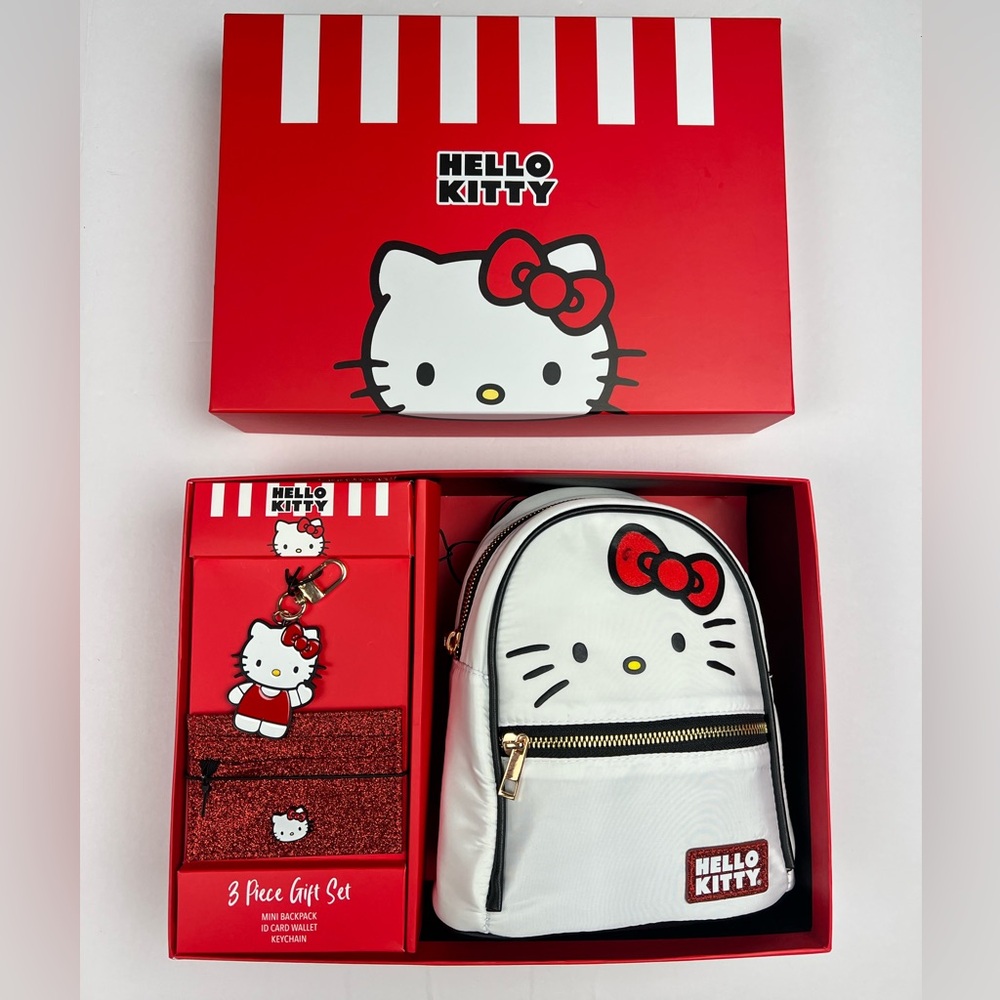Hello Kitty 3 Piece Gift Set Mini Backpack ID Card And Keychain - Picture 1 of 7